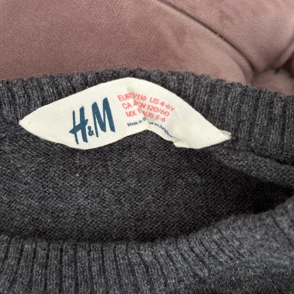 H&M Gingerbread Top - Picture 3 of 4